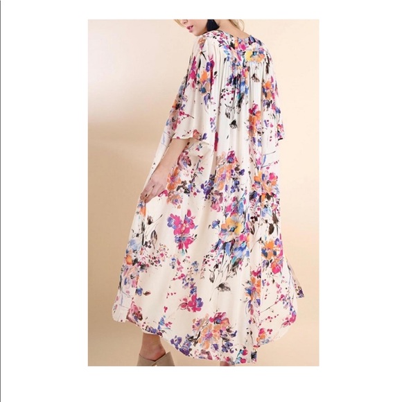 New umgee floral kimono - Picture 2 of 7